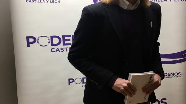 Valladolid.- Fernández, hoy antes de entrar a la Escuela de Municipalismo Valladolid.- Fernández, hoy antes de entrar a la Escuela de Municipalismo