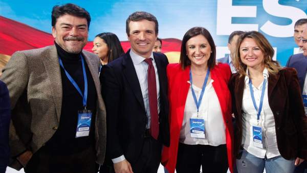 Pablo Casado con Luis Barcala, María José Català y Begoña Carrasco Pablo Casado con Luis Barcala, María José Català y Begoña Carrasco