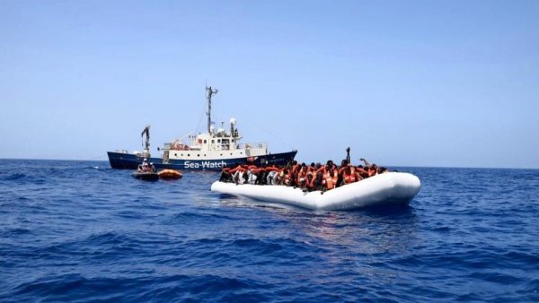 Rescate de inmigrantes Rescate de inmigrantes