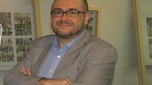El director del MuVIM diu que Rius desconeixia a qui es va contractar el servei de mims El director del MuVIM diu que Rius desconeixia a qui es va contractar el servei de mims