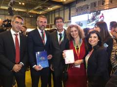Juan Carlos Maldonado con el consejero de turismo juan marín