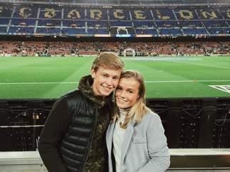 De Jong y su novia