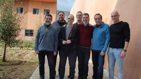 Dirigentes independentistas encarcelados en el centro penitenciario de Lledoners. Dirigentes independentistas encarcelados en el centro penitenciario de Lledoners.