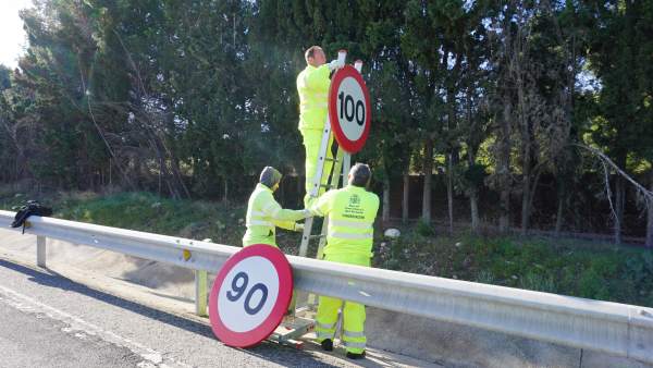 CAMBIO DE SEÑALIZACIÓN CARRETERAS CAMBIO DE SEÑALIZACIÓN CARRETERAS