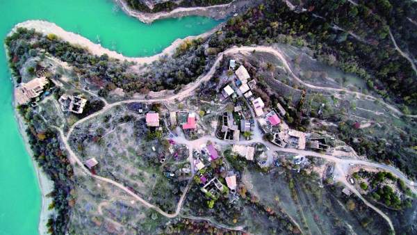Una de las imágenes de esta exposición sobre pueblos recuperados de la DPH Una de las imágenes de esta exposición sobre pueblos recuperados de la DPH