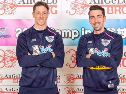 ¿Cuánto mide Isaac Cuenca? - Altura - Real height 875189-406-304