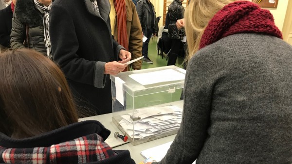 Voto en unas elecciones Voto en unas elecciones