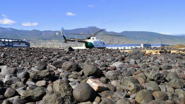 El helicóptero de la Guardia Civil que interceptó el tercer fardo de hachís El helicóptero de la Guardia Civil que interceptó el tercer fardo de hachís