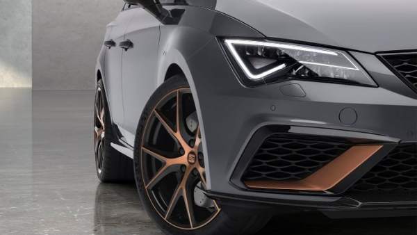 Seat lanza al mercado 300 unidades de un modelo de edición limitada del SEAT León ST Seat lanza al mercado 300 unidades de un modelo de edición limitada del SEAT León ST
