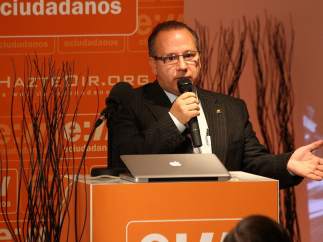 Francisco José Alcaraz, nuevo senador por Vox.