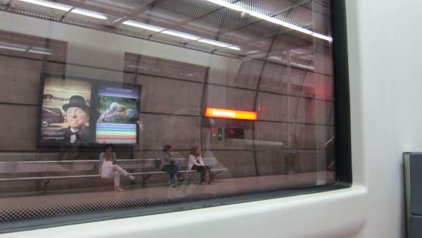 Metro Bilbao Metro Bilbao