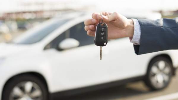 Ventajas de comprar tu coche en un concesionario digital Ventajas de comprar tu coche en un concesionario digital