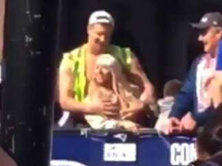 Rob Grownkowski, en la celebración de New England Patriots.