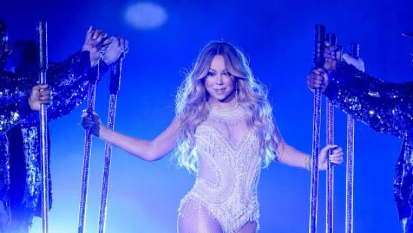Mariah Carey durante un concierto Mariah Carey durante un concierto