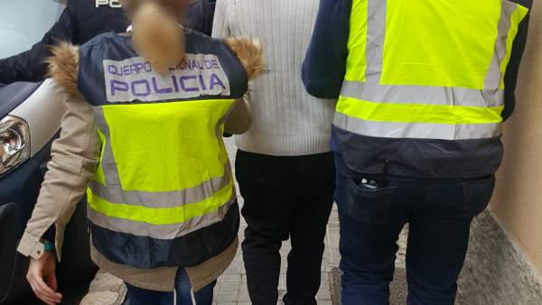 Nota De Prensa: 'La Policía Nacional Ha Detenido Al Autor De Múltiples Robos Vio Nota De Prensa: 'La Policía Nacional Ha Detenido Al Autor De Múltiples Robos Vio
