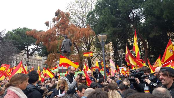 Concentración en la Plaza de Colón (Madrid) bajo el lema 'Por una España unida' Concentración en la Plaza de Colón (Madrid) bajo el lema 'Por una España unida'