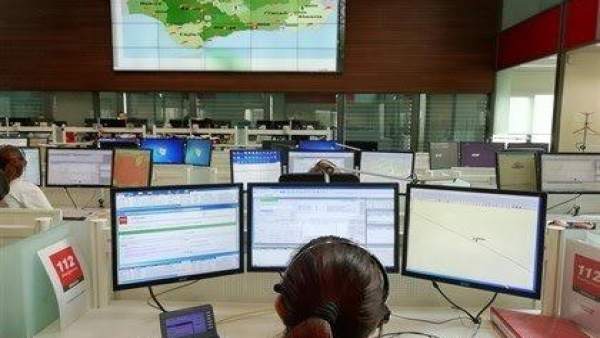 Trabajadora de Emergencias 112 Andalucía Trabajadora de Emergencias 112 Andalucía