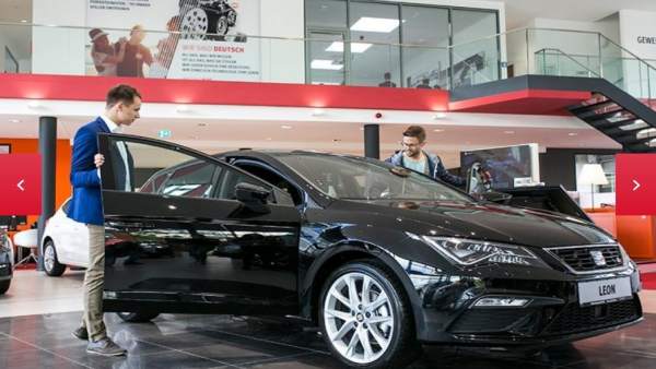 Concesionario de automóviles Concesionario de automóviles