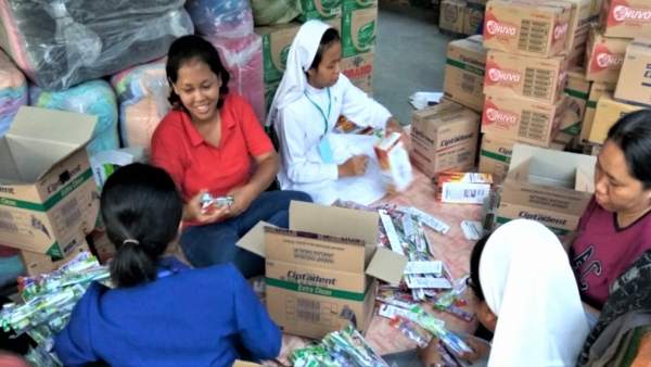 Cáritas Indonesia refuerza su ayuda a los damnificados del tsunami Cáritas Indonesia refuerza su ayuda a los damnificados del tsunami