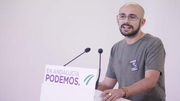 Pablo Pérez Ganfornina, en rueda de prensa Pablo Pérez Ganfornina, en rueda de prensa