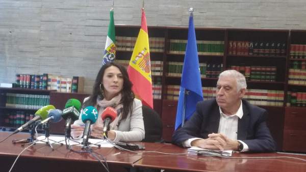 La consejera de Educación y Empleo de la Junta de Extremadura, Esther Gutiérrez, La consejera de Educación y Empleo de la Junta de Extremadura, Esther Gutiérrez,
