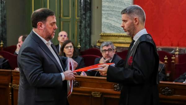 El líder de ERC Oriol Junqueras durante la sesión inaugural del juicio del 1-O. El líder de ERC Oriol Junqueras durante la sesión inaugural del juicio del 1-O.