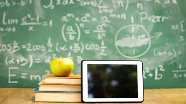 Libros y tablet Libros y tablet