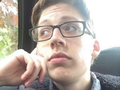 Ethan Lindenberger, el joven que decidió vacunarse al cumplir su mayoría de edad.