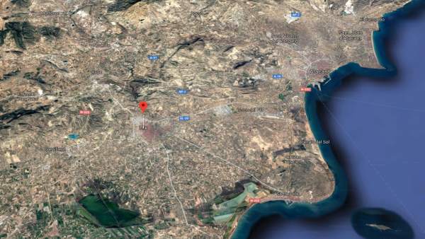 Desallotjades 40 persones per una fuita de gas a Elx Desallotjades 40 persones per una fuita de gas a Elx