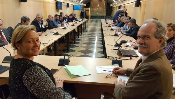 Gastón en la VIII sesión del Pleno del Consejo de Industria de Aragón Gastón en la VIII sesión del Pleno del Consejo de Industria de Aragón