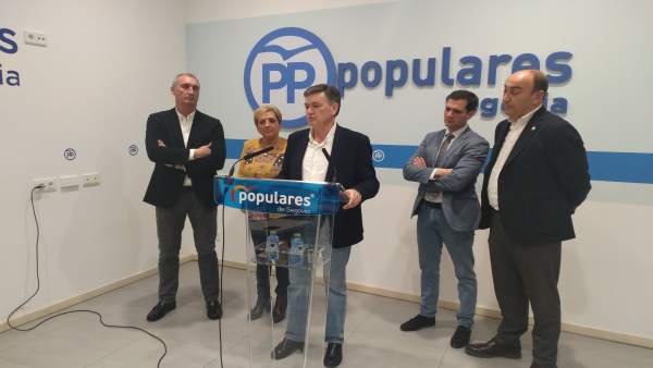 Vázquez durante su compartecencia con Paloma Sanz y Pablo Pérez Vázquez durante su compartecencia con Paloma Sanz y Pablo Pérez