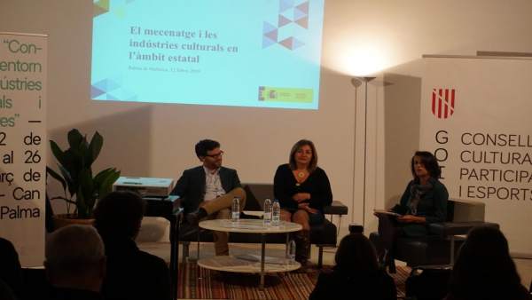 Ciclo de 'Converses entorn de les Indústries Culturals i Creatives' Ciclo de 'Converses entorn de les Indústries Culturals i Creatives'