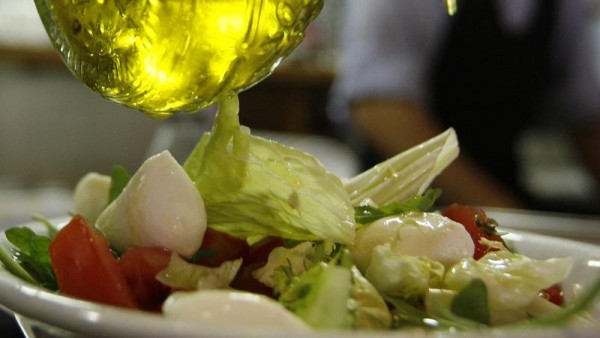 Ensalada, aceite, alimentación, sano Ensalada, aceite, alimentación, sano
