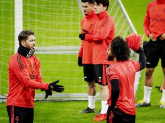 Entrenamiento del Real Madrid en Amsterdam.