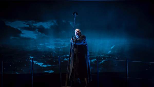 José María Pou como el capitán Ahab José María Pou como el capitán Ahab