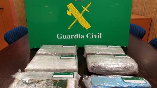 Droga intervenida en una operación de la Guardia Civil de A Coruña Droga intervenida en una operación de la Guardia Civil de A Coruña