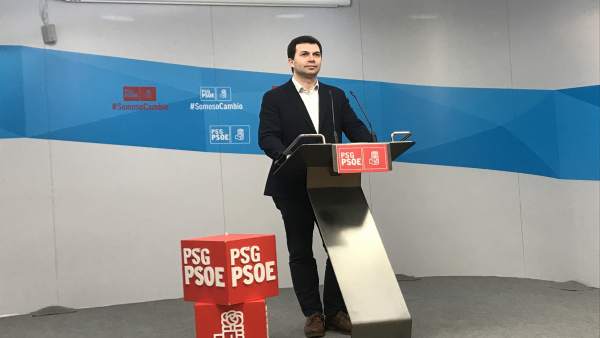 El secretario general del PSdeG, Gonzalo Caballero, en rueda de prensa El secretario general del PSdeG, Gonzalo Caballero, en rueda de prensa