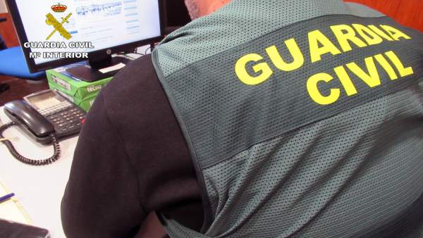 Guardia Civil detiene a una persona e investiga a otras tres por simulación de d Guardia Civil detiene a una persona e investiga a otras tres por simulación de d