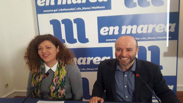 Luís Villares, portavoz de En Marea, y Ana Seijas, miembro del Consello das Mare Luís Villares, portavoz de En Marea, y Ana Seijas, miembro del Consello das Mare