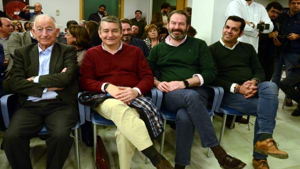 160219Np+Foto Requena Asiste Al Cea Y Valoracion Elecciones 160219Np+Foto Requena Asiste Al Cea Y Valoracion Elecciones