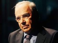 Alfonso Guerra desconoce si votará a Pedro Sánchez en las elecciones generales: "No sé si será candidato"