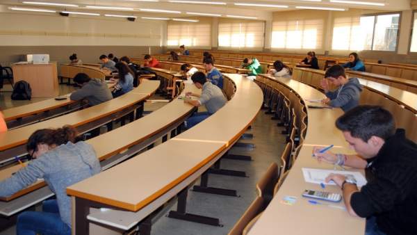 Alumnos, exámenes, aula, examen Alumnos, exámenes, aula, examen