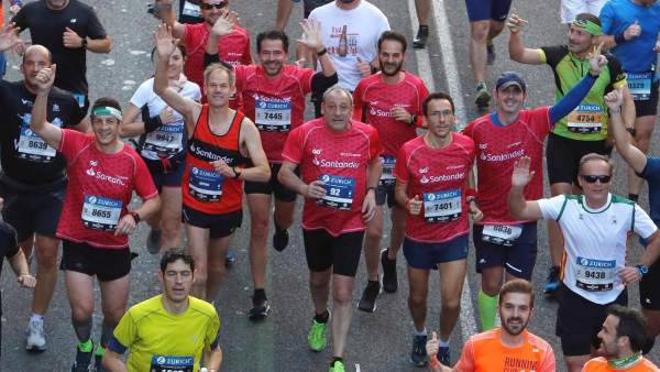 Fermín Cacho con Abel Antón en el maratón de Sevilla Fermín Cacho con Abel Antón en el maratón de Sevilla