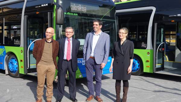 Presentación nuevos autobuses de Dbus Presentación nuevos autobuses de Dbus