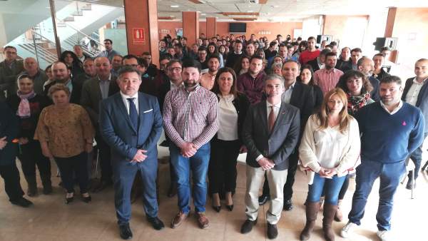 El consejero Miguel Ángel del Amor junto con los asistentes a la Jornada ‘Soy jo El consejero Miguel Ángel del Amor junto con los asistentes a la Jornada ‘Soy jo