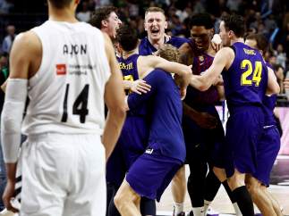 El Barça celebra la conquista de la Copa del Rey