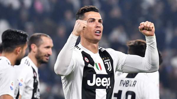 Cristiano Ronaldo Cristiano Ronaldo
