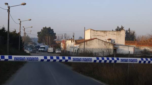 Dispositivo antidroga en el barrio de La Mariola en Lleida. Dispositivo antidroga en el barrio de La Mariola en Lleida.