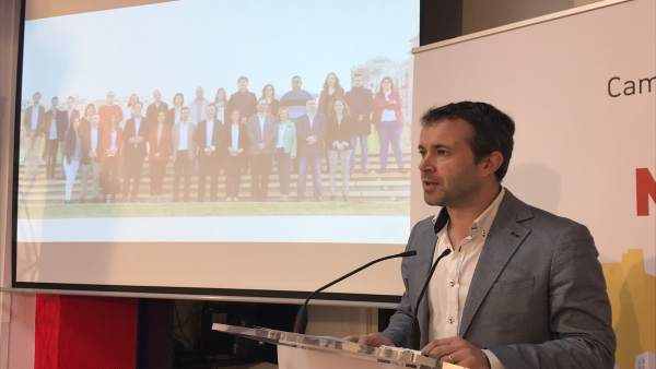 Julio Millán presenta la candidatura del PSOE de Jaén a las elecciones municipal Julio Millán presenta la candidatura del PSOE de Jaén a las elecciones municipal