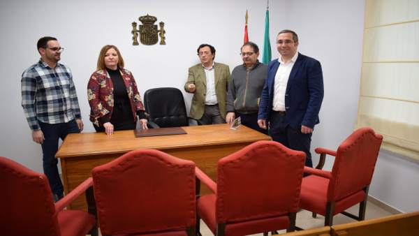 El nuevo Juzgado de Paz estrena el edificio multifuncional de la plaza de Andalu El nuevo Juzgado de Paz estrena el edificio multifuncional de la plaza de Andalu